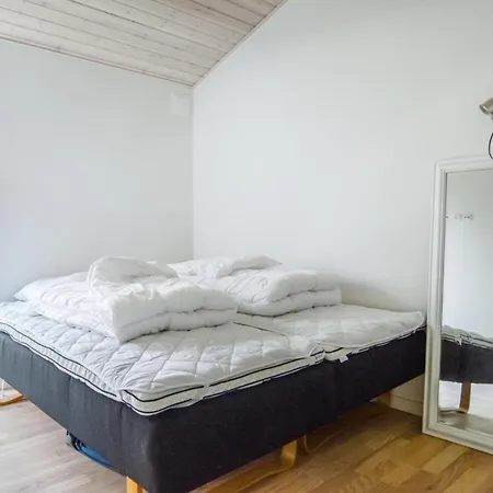 Σπίτι διακοπών Three-bedroom In *